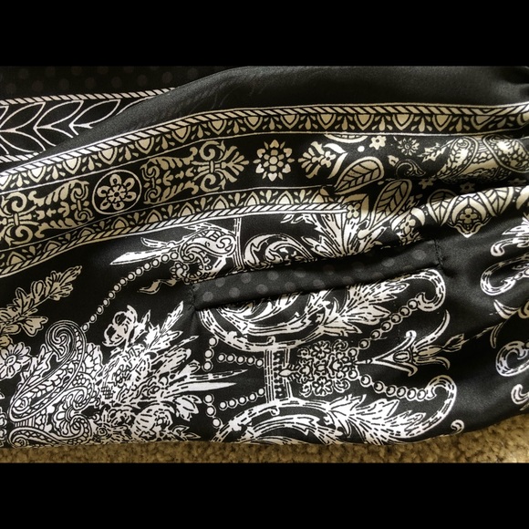 Bar III paints with pockets. - Picture 3 of 4